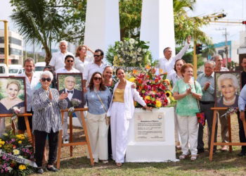 Estefanía Mercado encabeza jornada de servicios públicos en el fraccionamiento Cataluña