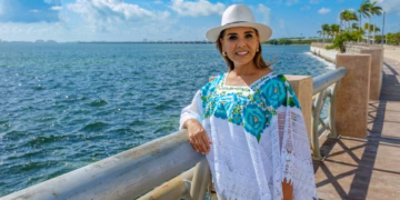 En el 56 aniversario de Cancún, Mara Lezama llama a consolidar una ciudad sustentable e incluyente 
