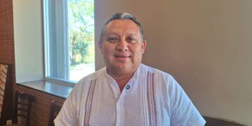 Erick Borges Yam acude a Playa del Carmen para desmentir a regidor