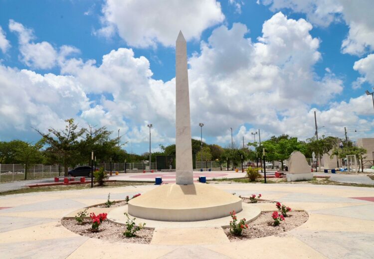 Gobierno de Isla Mujeres afina detalles de la tercera etapa de la Plaza Ejidatarios en Zona Contiental