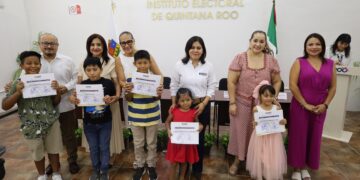 Premia IEQROO la creatividad infantil en el concurso “Dibujando la democracia”