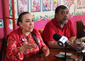 Ediles que cedan facultades al estado pasarán a la historia como incapaces: Cora Amalia