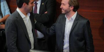 Fernando Muñoz reconoce el trabajo de Eugenio Segura en el Senado 