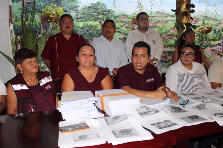 Suman 33 quejas ante Morena contra Eugenio Segura, por pintas en bardas