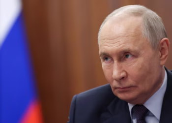 Putin ofrece a Irán la mediación de Rusia para buscar salida diplomática al conflicto con EU e Israel