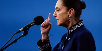 Sheinbaum: los valores democráticos son esperanza ante la guerra