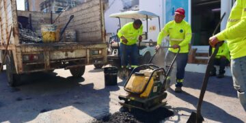 Gobierno de Isla Mujeres fortalece trabajos del Programa Permanente de Bacheo