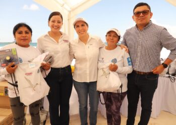 Gobierno de Isla Mujeres refuerza a ZOFEMAT con entrega de equipo y herramientas de trabajo