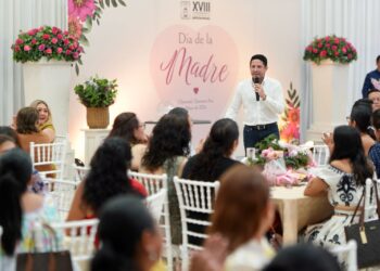 Renán Sánchez reconoce a las madres como pilar de las familias y motor del desarrollo social