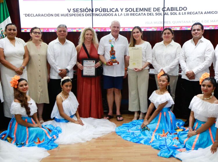 Atenea Gómez declara huéspedes distinguidos a participantes de la Regata del Sol al Sol