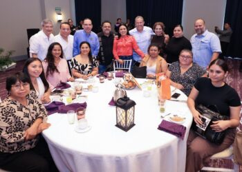 Reconoce Blanca Merari el valor y entrega de las mamás policías de Puerto Morelos