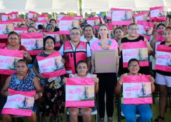 Atenea respalda a madres de familia con el Programa “Isleña de Corazón”