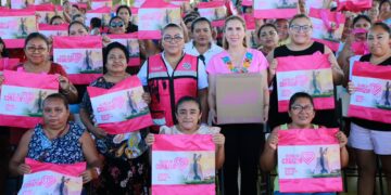 Atenea respalda a madres de familia con el Programa “Isleña de Corazón”