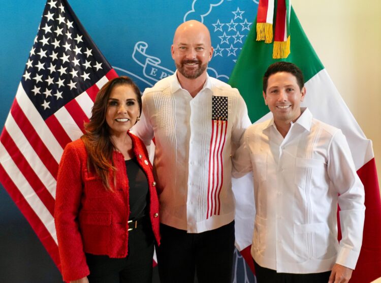Quintana Roo fortalece sus lazos internacionales: Renán Sánchez 