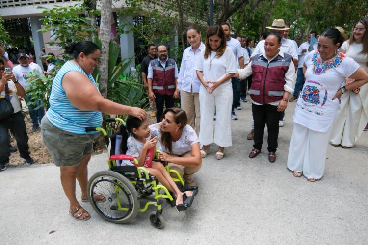Encabezan Mara Lezama y Rocío García la Primera Feria de la Paz para la atención de las causas en Villas Otoch Paraíso en Cancún