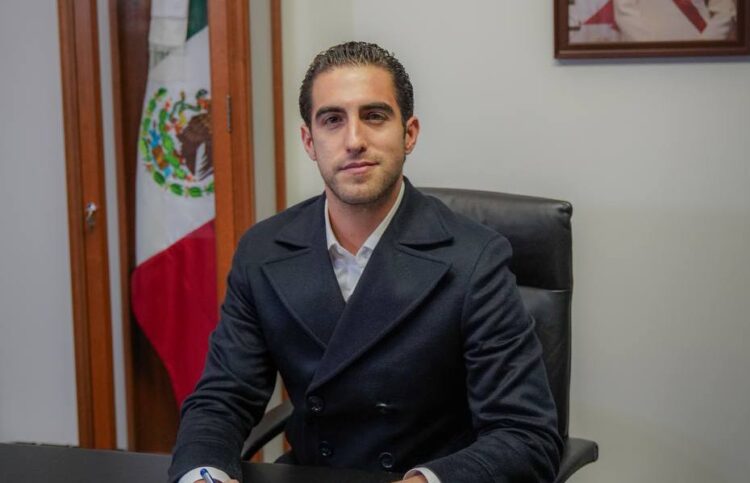 Gino Segura presenta iniciativa para regular plataformas digitales de servicios turísticos