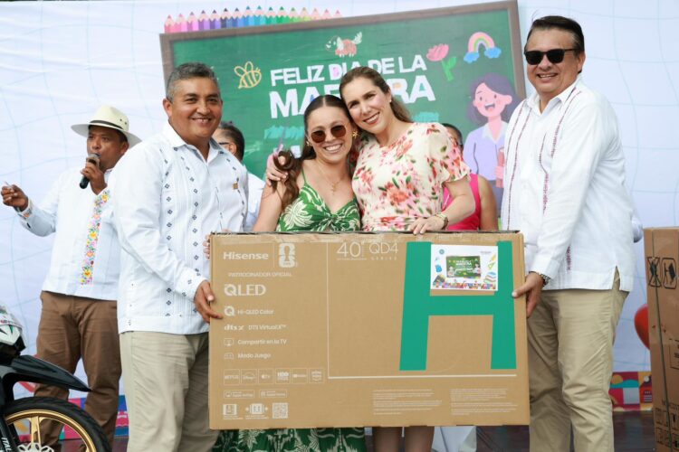 Atenea celebra a docentes isleños en el Día de la Maestra y el Maestro