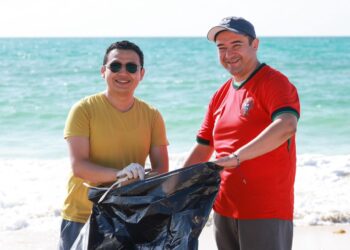 ZOFEMAT Isla Mujeres realiza exitosa Mega Brigada de Limpieza en Isla Blanca