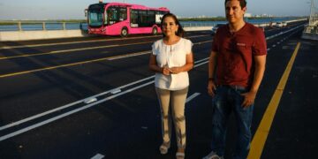 Supervisa Mara Lezama pruebas de la Ruta 27 sobre el puente Nichupté