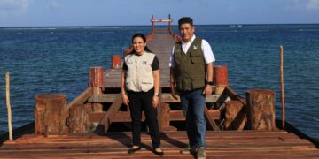 Supervisa Blanca Merari avance de la reconstrucción del muelle de pescadores en Puerto Morelos