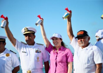 Atenea Gómez da disparo de salida al Torneo Internacional de Pesca “Cosme Alberto Martínez Magaña”