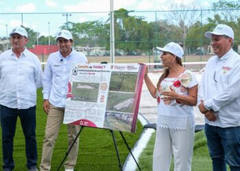 Con el proyecto “Mundial Social 2026”, Mara Lezama impulsa nuevos espacios para que ruede el balón en Bacalar 