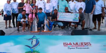 Embarcación Poseidón de Puerto Aventuras gana el XXI Torneo Internacional de Pesca “Cosme Alberto Martínez Magaña”