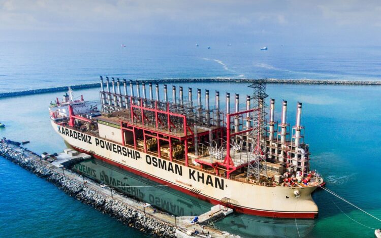 Barco generador de electricidad, aún en análisis, aclara Mara Lezama