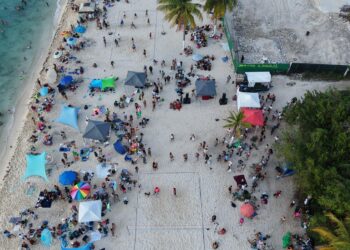 Temen que Royal Caribbean reciba playa de Cozumel como ‘premio de consolación’
