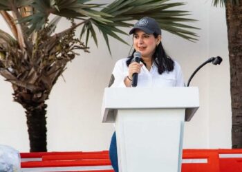 Estefanía Mercado garantiza pago de bono a policías de Playa del Carmen