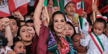 Mara Lezama y más de 25 mil quintanarroenses respaldan llamado de Claudia Sheinbaum en defensa de México