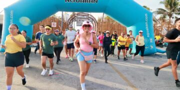 Isla Mujeres reúne a familias isleñas en la primera edición del Social Run & Coffee Rave