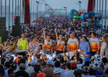 Al inaugurar el Puente Nichupté, Sheinbaum contrapone obra pública de la 4T a gobiernos anteriores