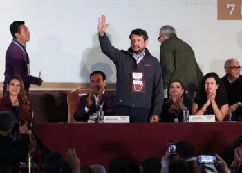 Andrés Manuel López Beltrán inicia carrera por diputación federal en Tabasco