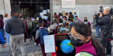 CNDH también critica modificación al ciclo escolar