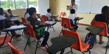Coparmex rechaza culminación anticipada del ciclo escolar
