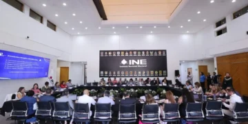 INE y organismos electorales enfrentan retos digitales en democracia mexicana: estudio