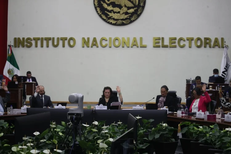 INE no determinará viabilidad de candidaturas con reforma para revisar antecedentes de aspirantes: Sheinbaum