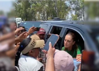 Tras bloqueo en Atenco, Sheinbaum se compromete a resolver demanda de agua de manifestantes