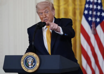 Si México no hace su trabajo contra las drogas, lo haremos nosotros vía terrestre: Trump