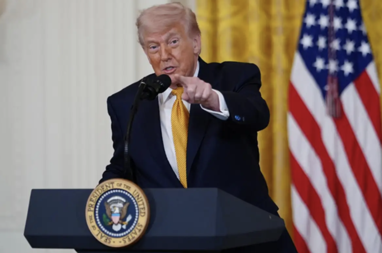 Si México no hace su trabajo contra las drogas, lo haremos nosotros vía terrestre: Trump
