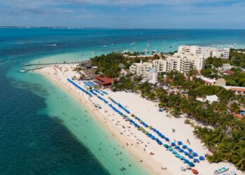 Isla Mujeres refrenda su liderazgo turístico internacional con cuatro nominaciones en los World Travel Awards