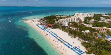 Isla Mujeres refrenda su liderazgo turístico internacional con cuatro nominaciones en los World Travel Awards