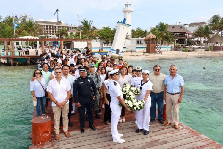 Conmemora Puerto Morelos el Día de la Marina Nacional 