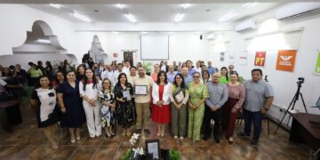 Presenta IEQROO el libro “Debates en torno a la Elección Consecutiva de Autoridades Municipales”