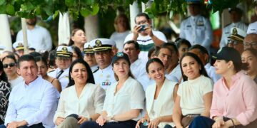 Atenea reconoce valentía y disciplina de las mujeres y hombres del mar en el marco del Día de la Marina