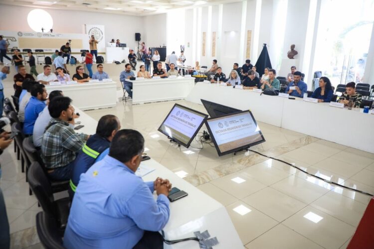 Gobierno de Playa del Carmen endurece postura contra empresas que afectan movilidad, seguridad y la imagen urbana