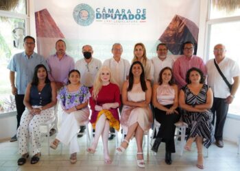 Marybel Villegas encabeza foro para fortalecer la economía del sur de Quintana Roo