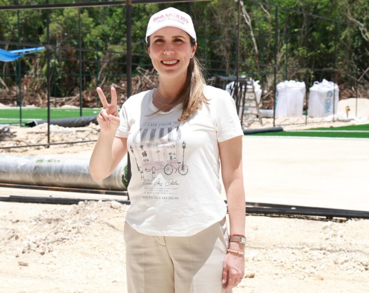 Avanza construcción de las nuevas canchas de fútbol 5 en la colonia El Ramal
