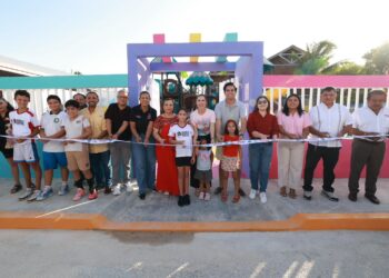 Atenea entrega domo deportivo y el nuevo Parque Infantil “Pelícanos” en la colonia Electricistas